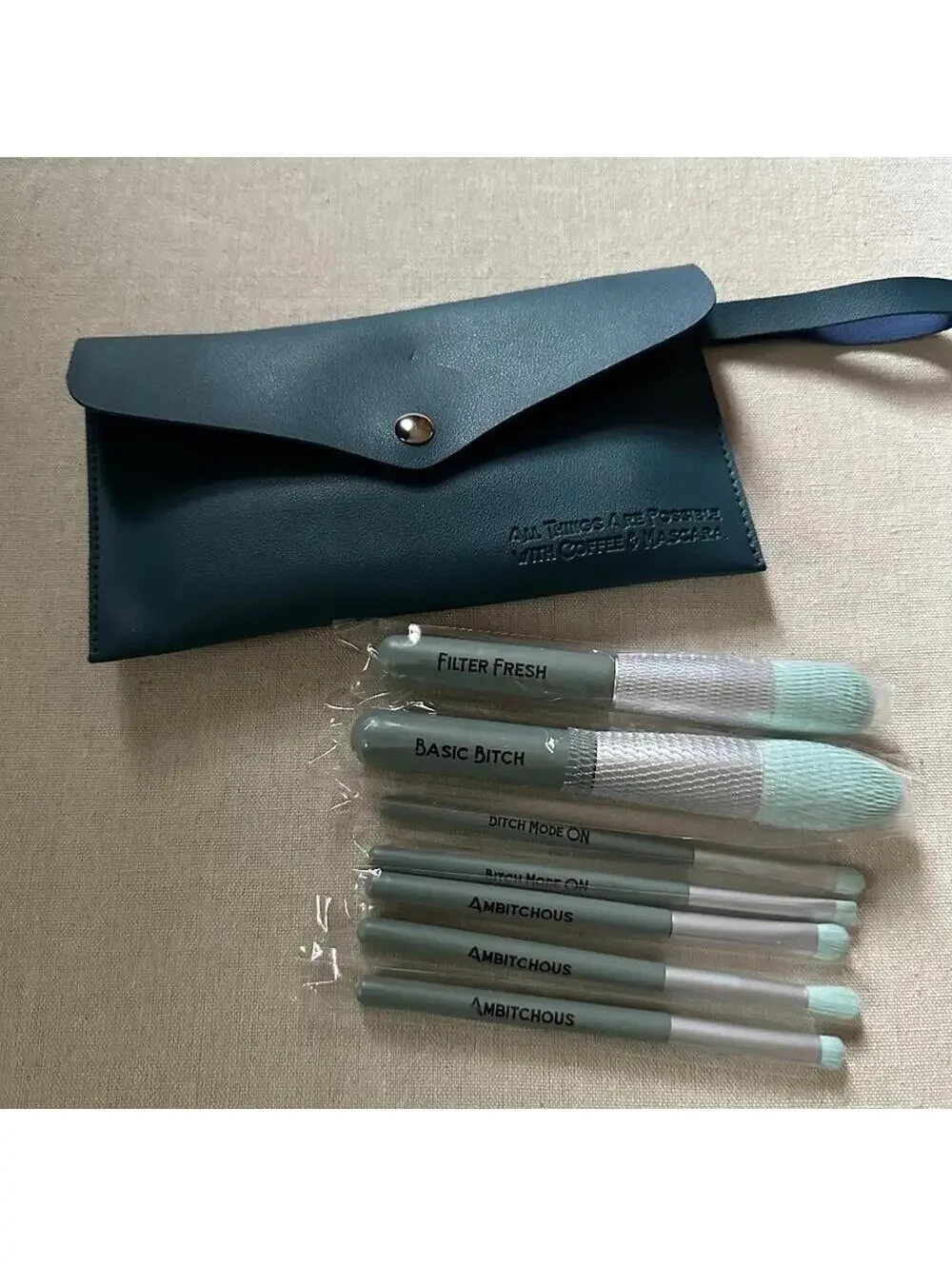 Makeup brush set with blue snap close wristlet NWT
